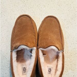 Uggs men’s slippers